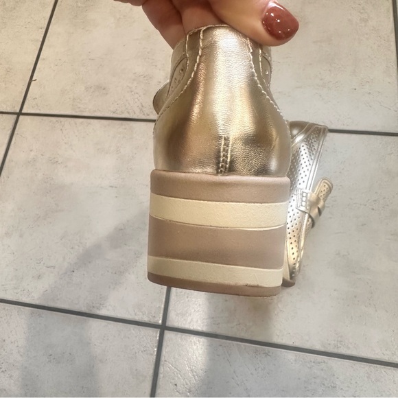 Gold Platform Loafers Dolce Vita Janine Slip On Wedge Shoes GUC Women’s - Picture 14 of 16